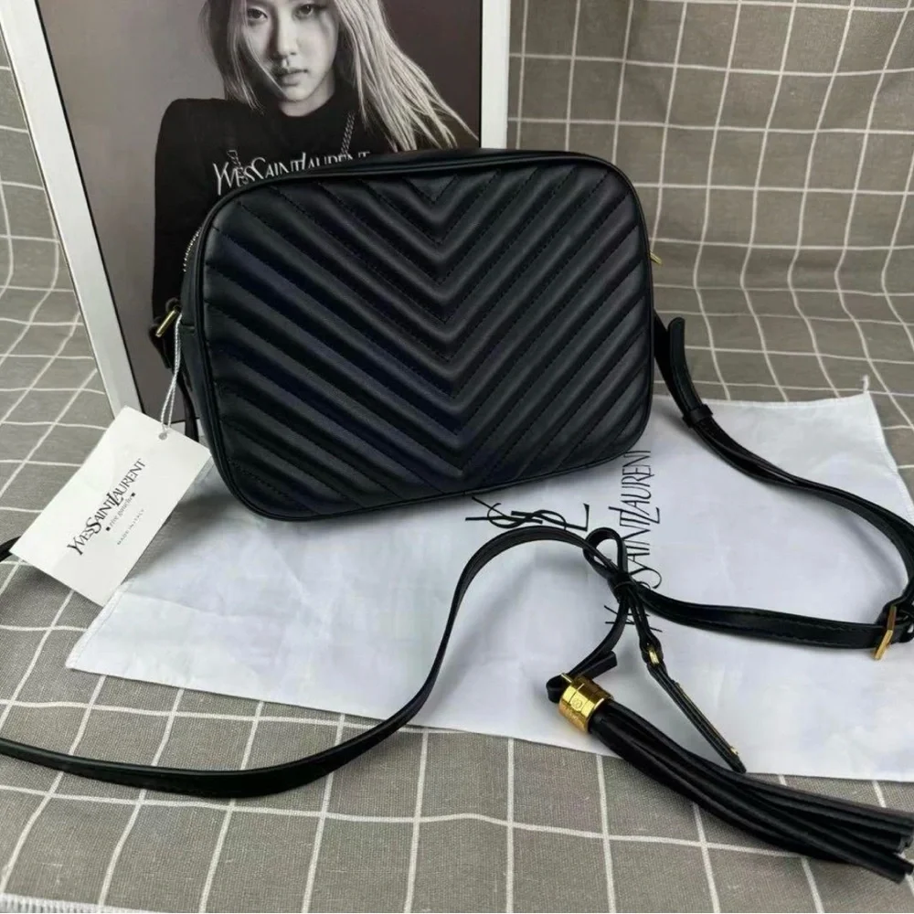 ‼️SOLD‼️ Lou Camera Bag Shoulder Bag - Picture 2 of 7